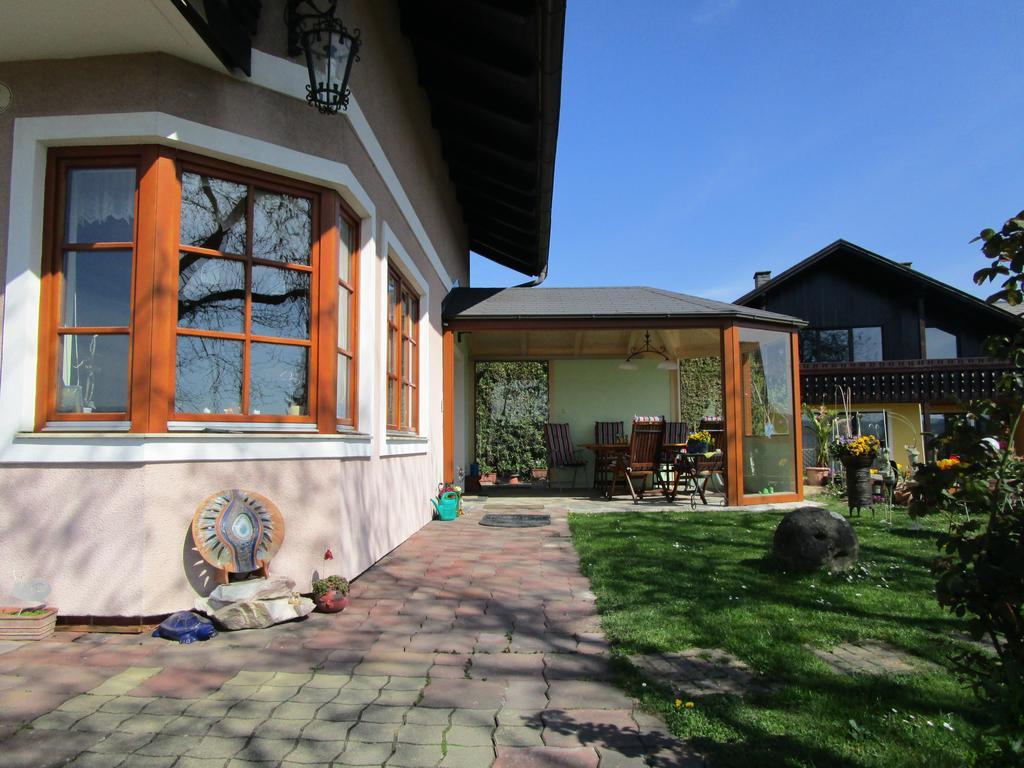 Haus Sundl - Privatzimmer Emmersdorf an der Donau Bagian luar foto